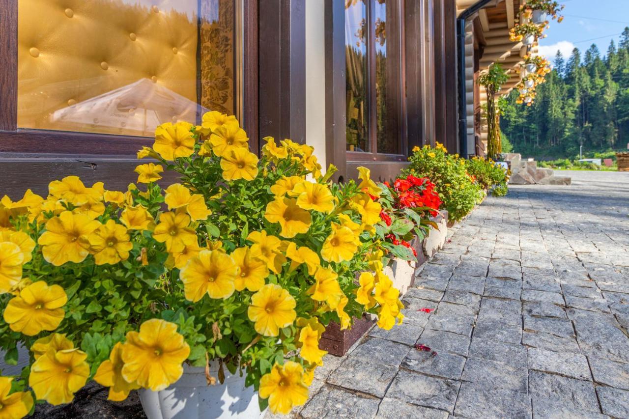 Guest House Turda Bukovel Exterior foto